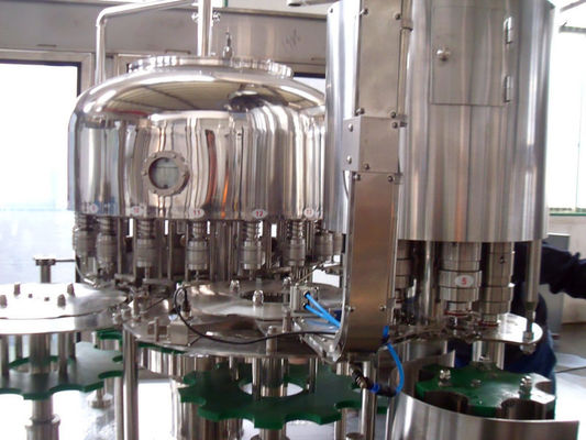 Mineral Water / Clean Water Bottle Filling Machine , Volumetric Filling Machinery with CE , ISO