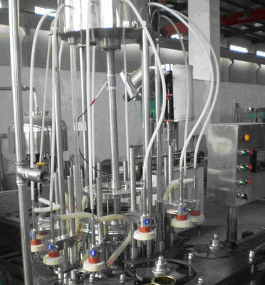 Aseptic Can Filling Machine for Drinking Water / Soft Drinks / Fruit Juice , 18 Filling Heads