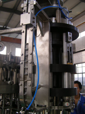 Pressure / Hot Water Bottle Filling Machinery , Customized Automatic Liquid Filling Machine