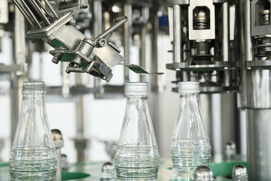 Auto Aseptic Glass Bottle Filling Machine For Sauce / Honey / Milk 4000B/h