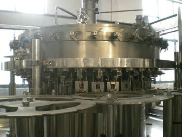 Machine de remplissage de boisson non alcoolisée d'acier inoxydable pour le jus carbonaté 3 de boisson/fruit dans 1